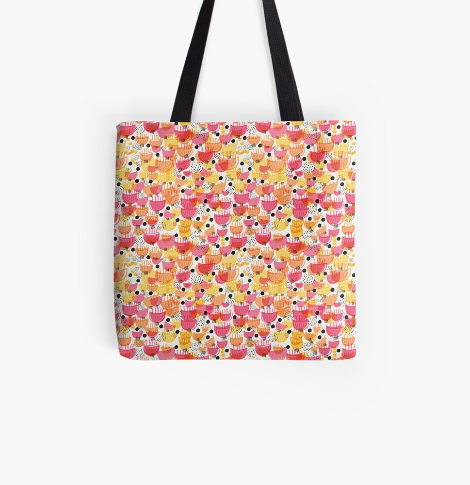 Tasche  mit Glückwolf Blumenfeldmuster in knalligen Farben