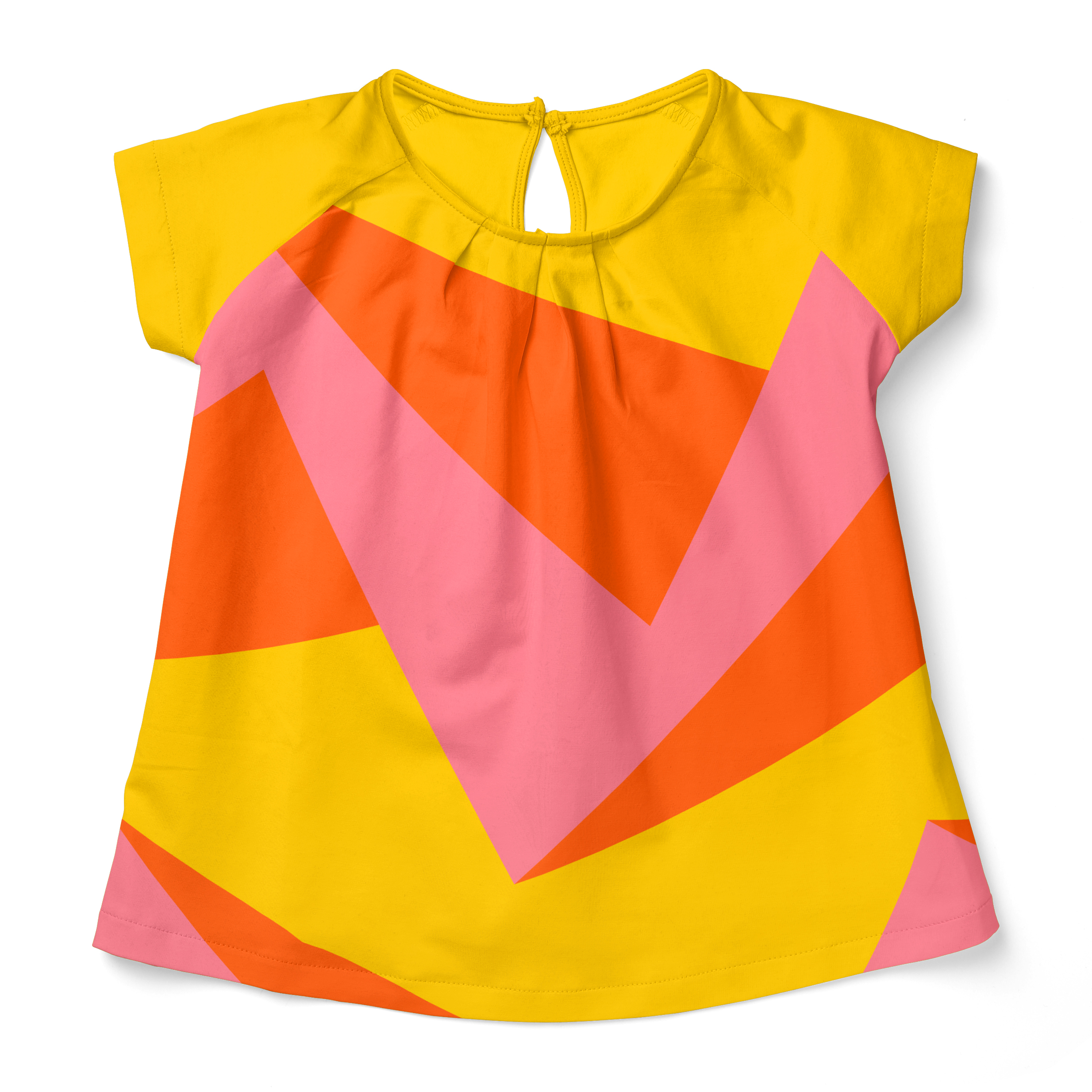 Kids shirt with big scale 3D zigzag pattern